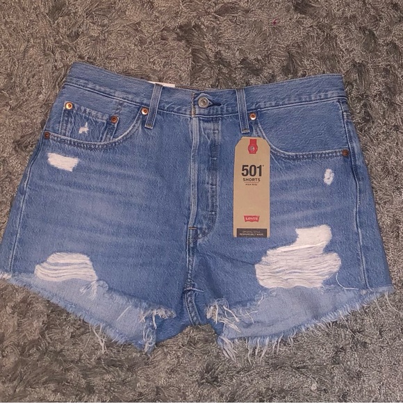 NWT Levi’s 501 shorts - Picture 3 of 4